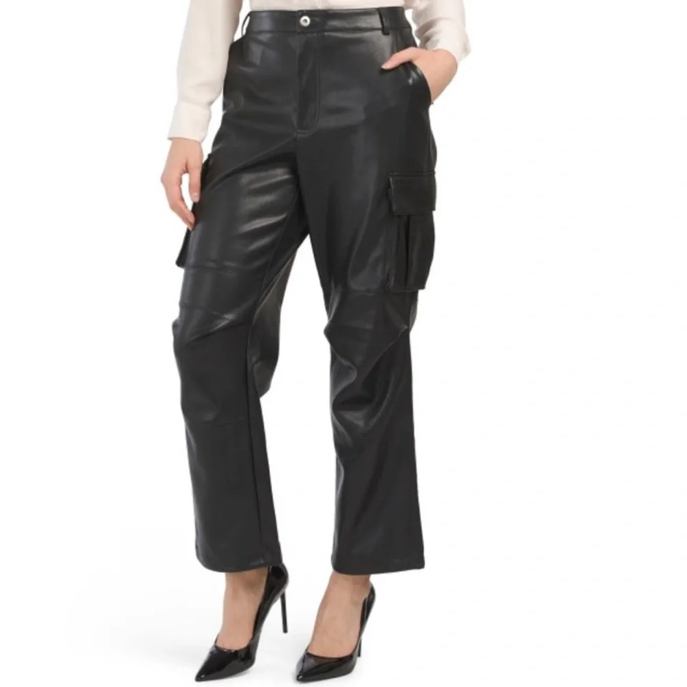 7 For All Mankind Faux Leather Cargo Pants - Picture 15 of 16